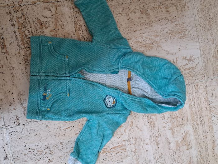 Gilet avec capuche bébé garçon 6 mois