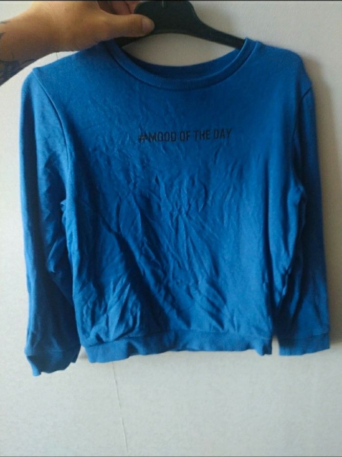 Pull bleu 8 ans