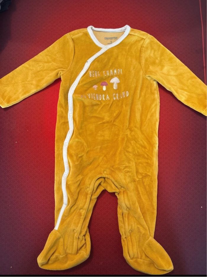 Lot 10 pyjama épais 9 mois - photo numéro 2