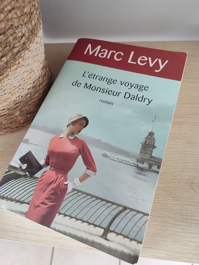 L étrange Voyage de Monsieur Daldry de Marc Levy