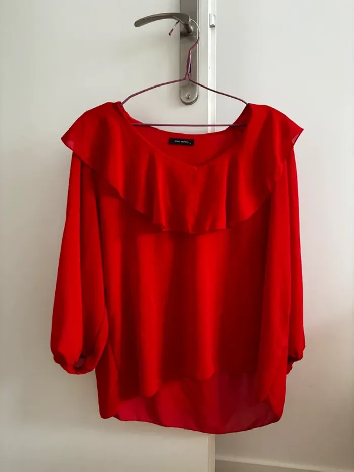 Haut rouge vif - photo numéro 2