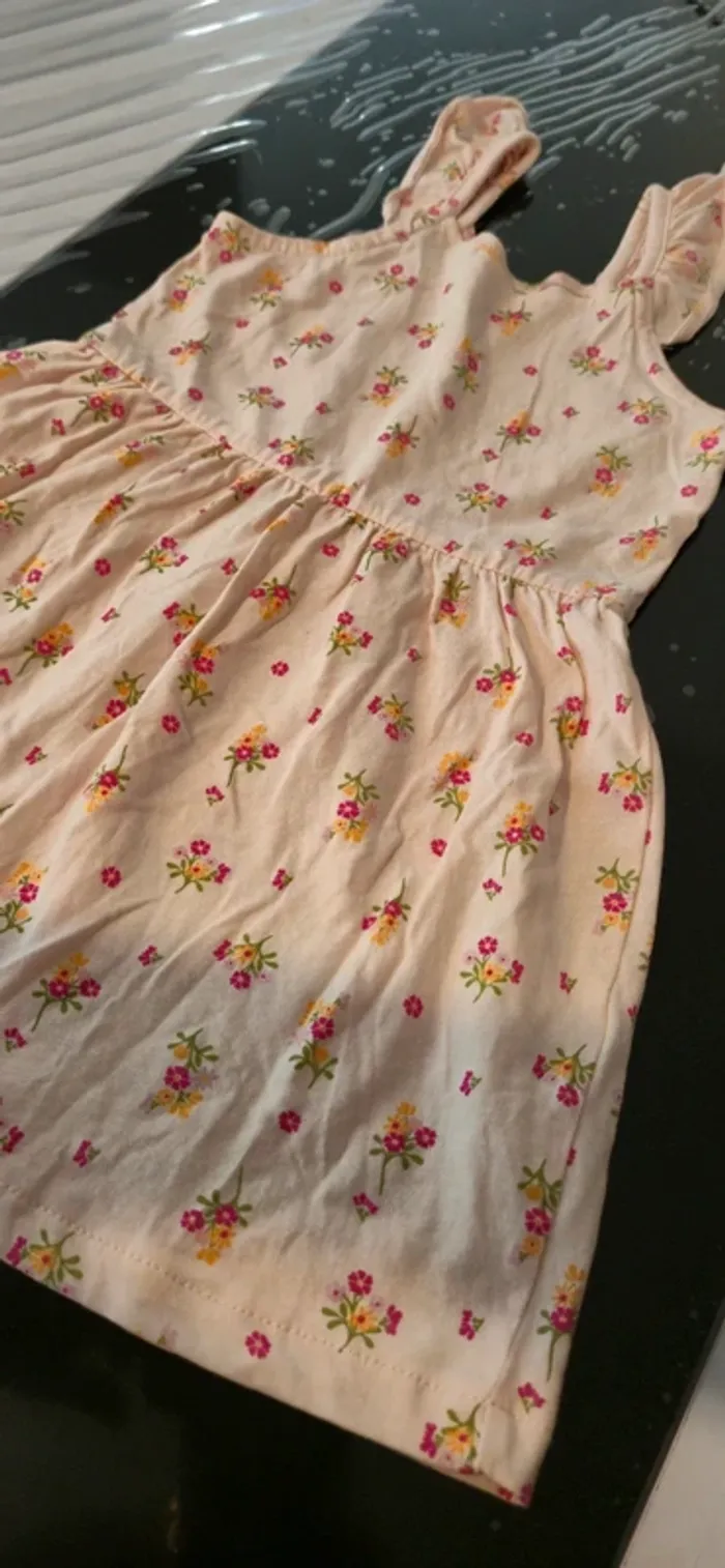 Robe Kiabi 3 ans - photo numéro 2