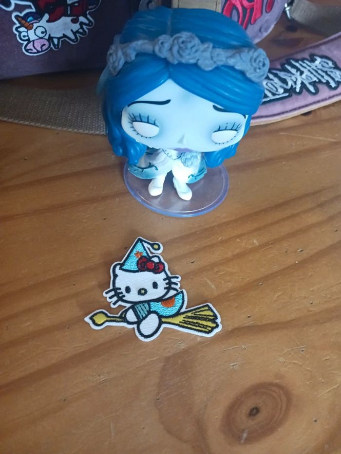 Patch hello kitty sorcière - photo numéro 2
