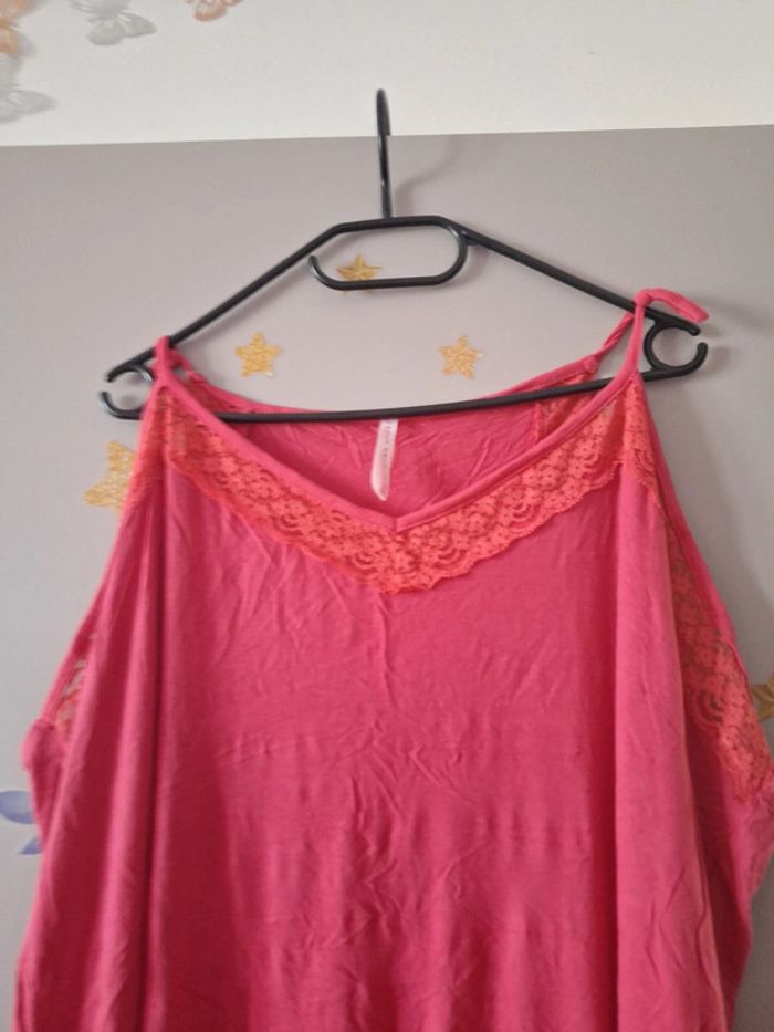 Débardeur très bon état - photo numéro 2