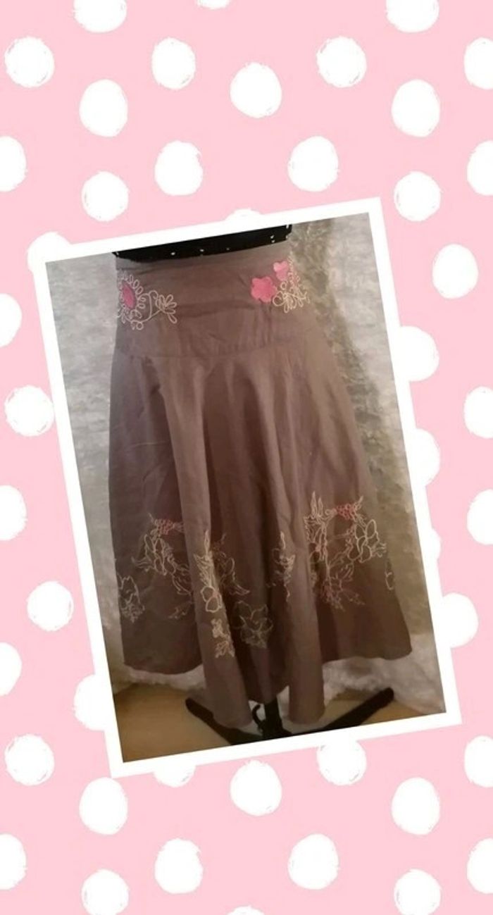 Jupe longue marron à broderie fleurs Jacqueline Riu