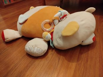 Grosse peluche d'éveil