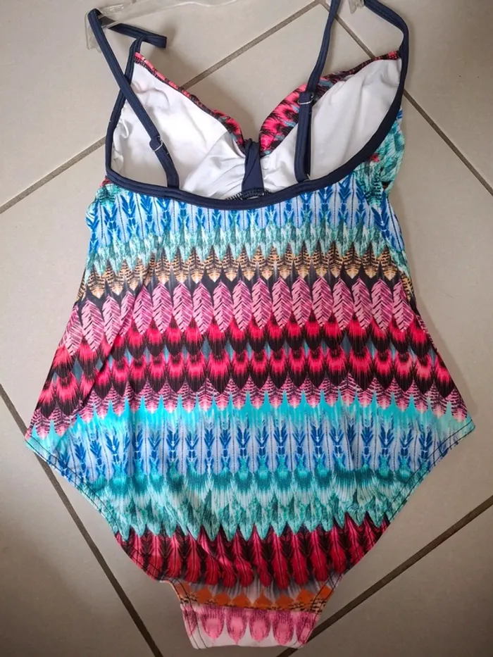 Maillot de bain une pièce femme S Neuf - photo numéro 3