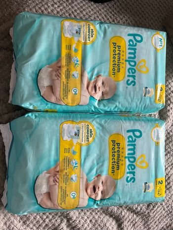 Couches  Pampers Taille 2