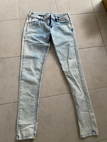 Jean skinny taille 36 (176cm) femme ou ado