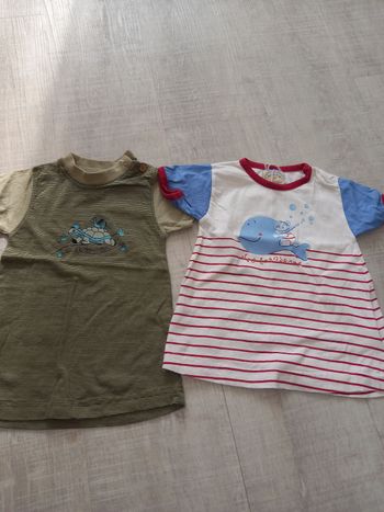 Lot de 2 robes manches courtes.
