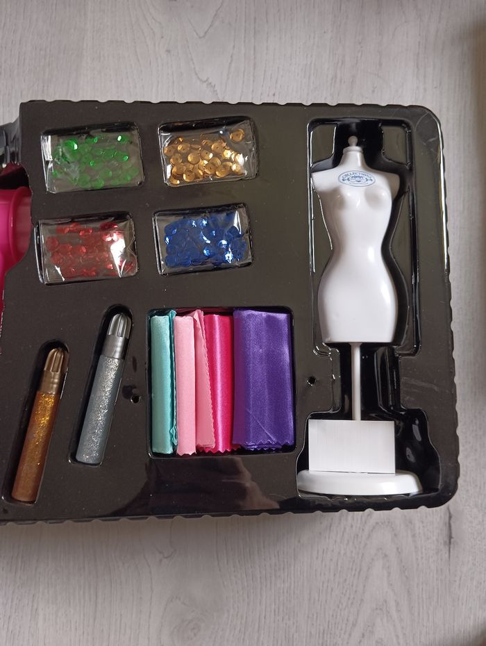 Jouet machine à coudre+ accessoires Haute Couture - photo numéro 6