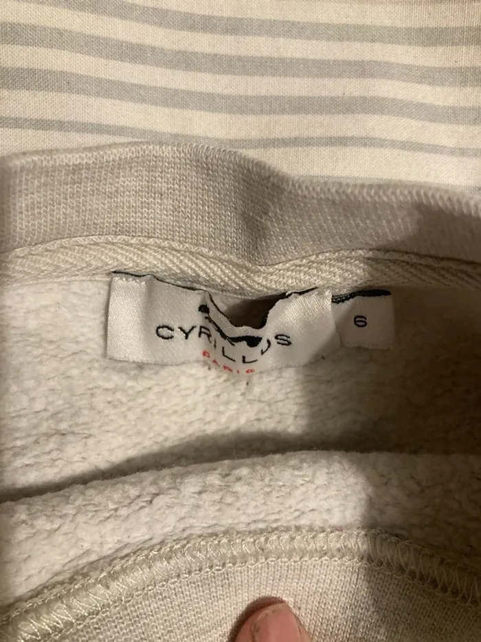 Pull Cyrillus 6ans - photo numéro 3