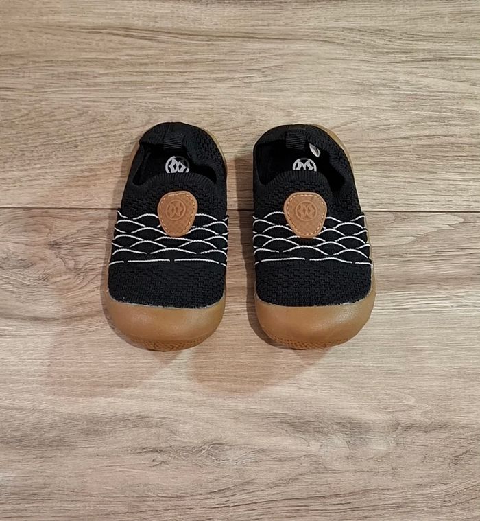 Chaussons chaussures memoire de forme bébé enfant Mixte noir - photo numéro 1