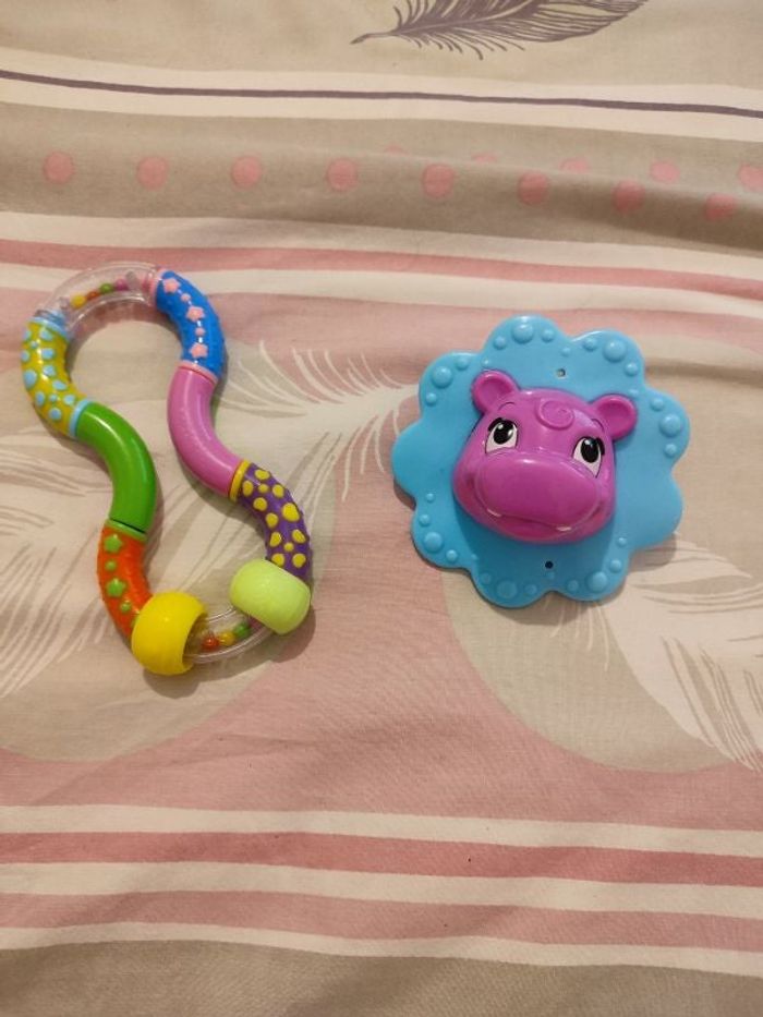 Lot 2 jouets d'éveil