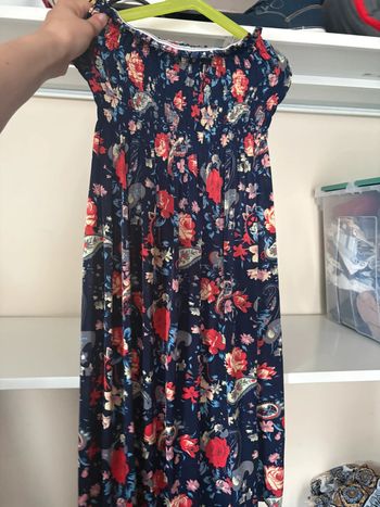 Robe bleu marine à fleur