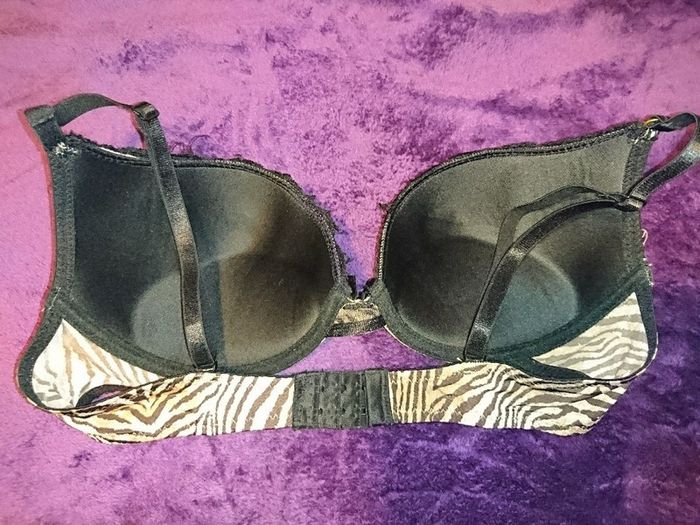 Soutien-gorge coque rembourré zébré avec strass - photo numéro 5