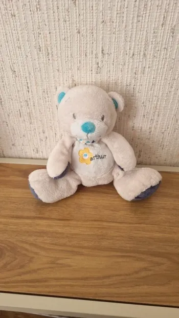 Peluche doudou ours - Arthur et lola
