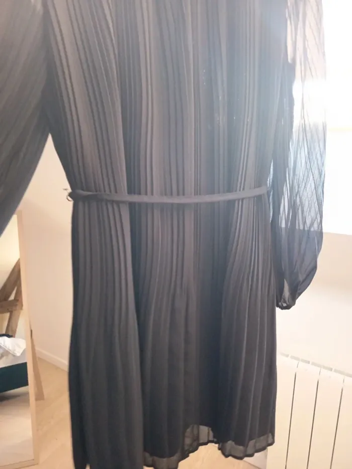 Robe noire mango - photo numéro 7