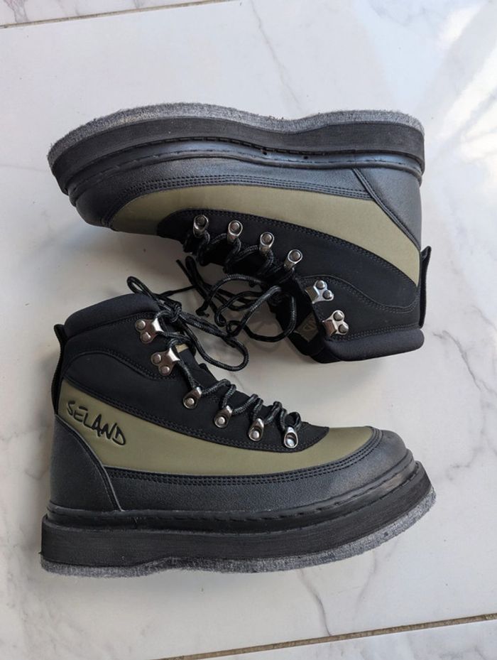 Chaussure de pêche - Taille 41 - Valeur 100€ - photo numéro 2