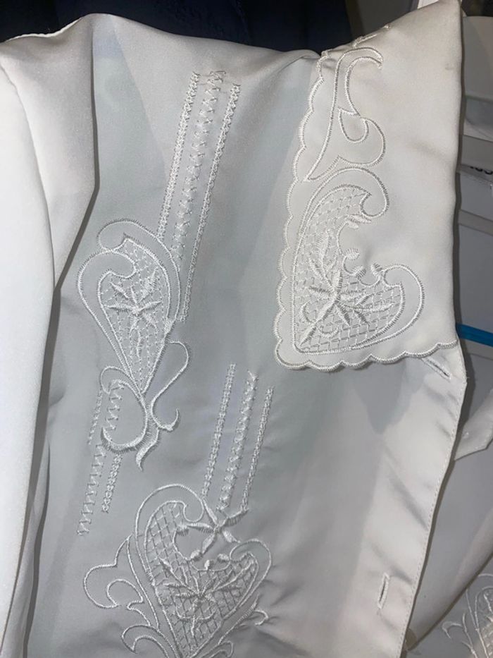 Chemise chic blanche vintage  avec broderie taille 46 - photo numéro 10