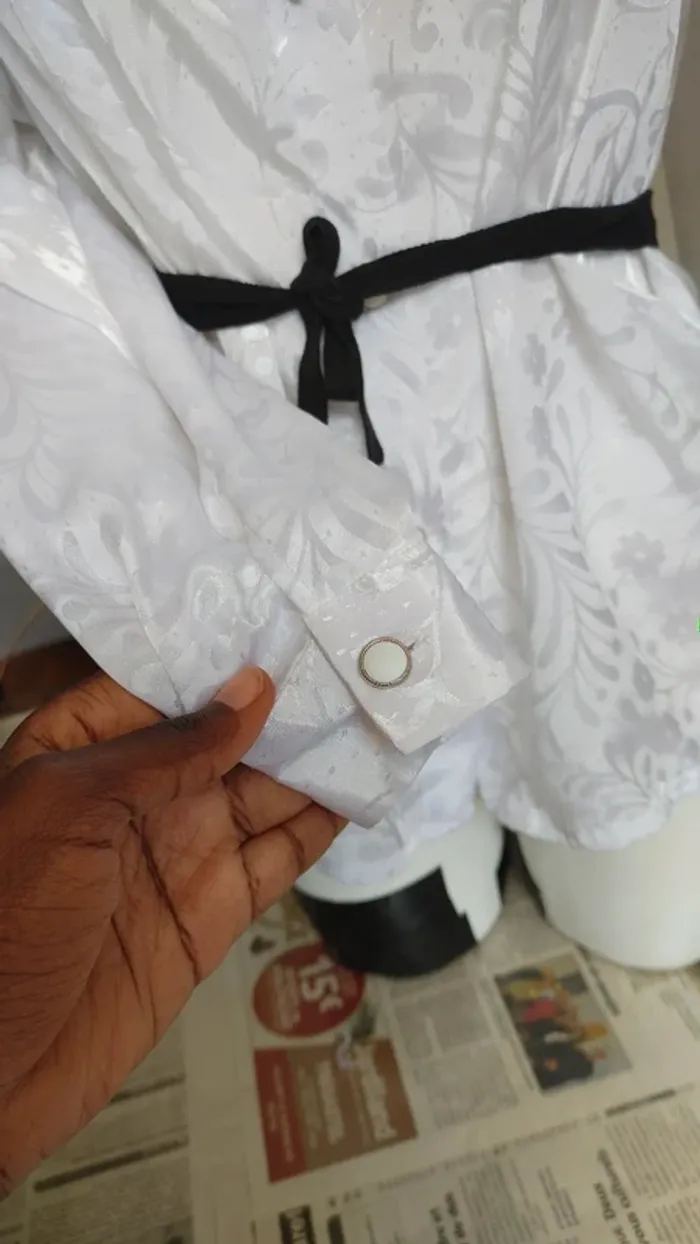 Chemise fluide damassé blanc vintage bouton - photo numéro 6