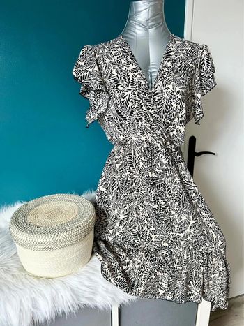 Robe asymétrique - Papillonne- M/L (Dressing)
