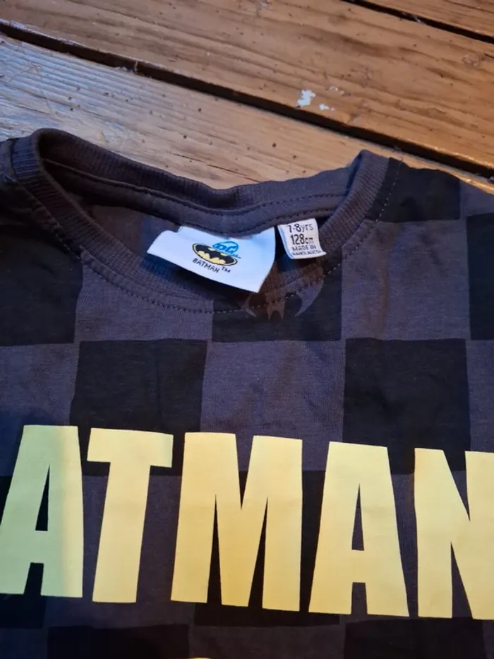 Tshirt batman 7/8 ans - photo numéro 3