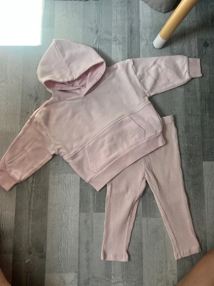 Ensemble rose Primark 12-18 mois bébé fille