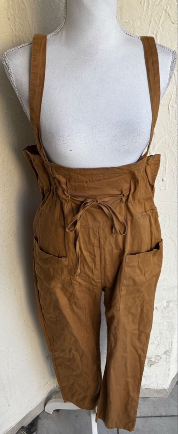 Salopette pantalon camel - photo numéro 1