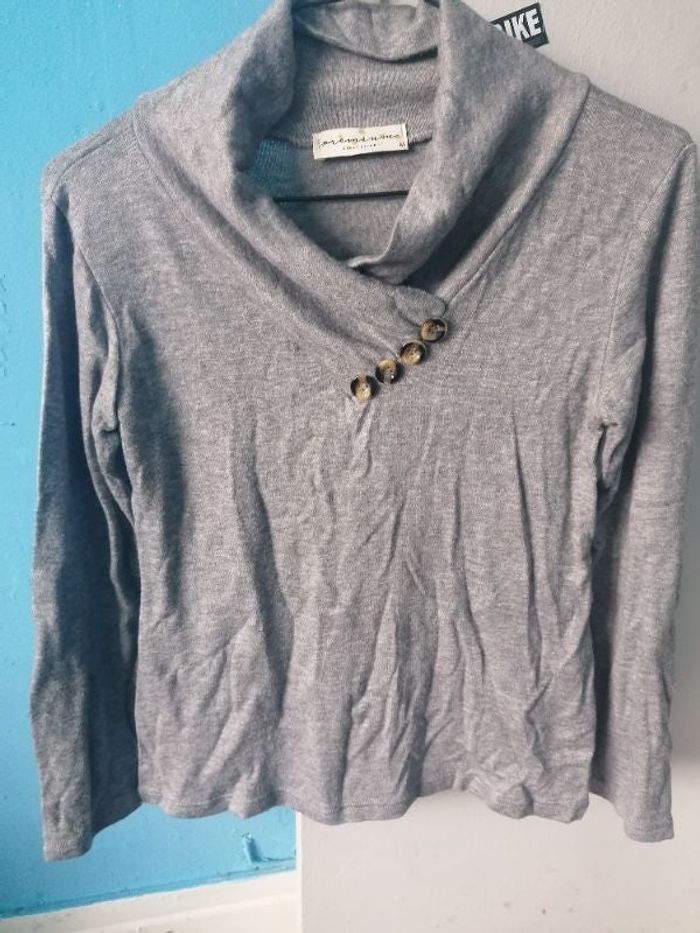 Pull gris col V