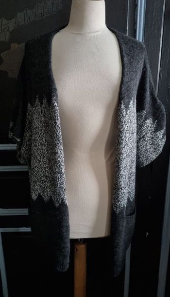 cardigan noir et gris taille S Jennyfer