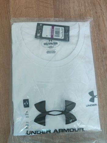 T-shirt Under armour blanc