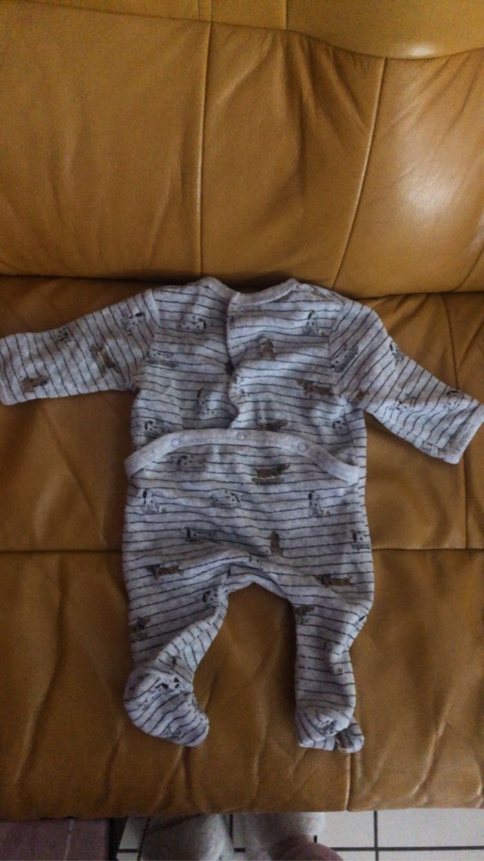 Pyjamas - photo numéro 2