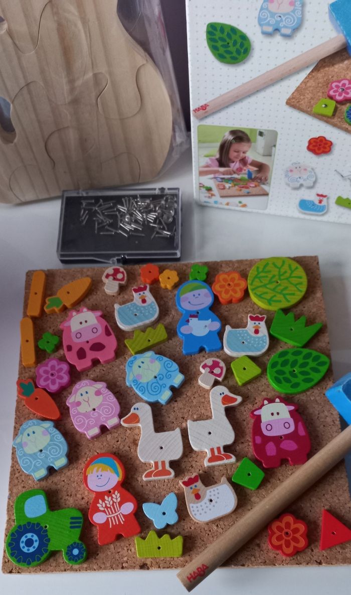 Jeu de clous en bois et chien puzzle à peindre - photo numéro 2