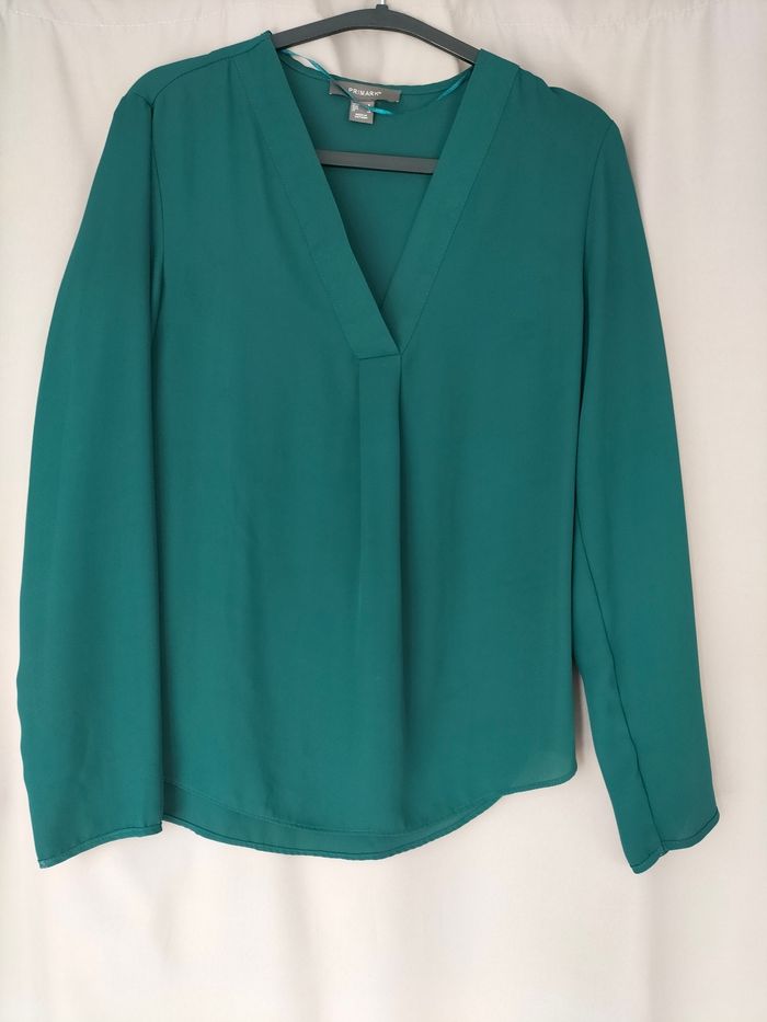 💚 Blouse légère vert sapin - Taille 36 - Primark - Excellent état 💚