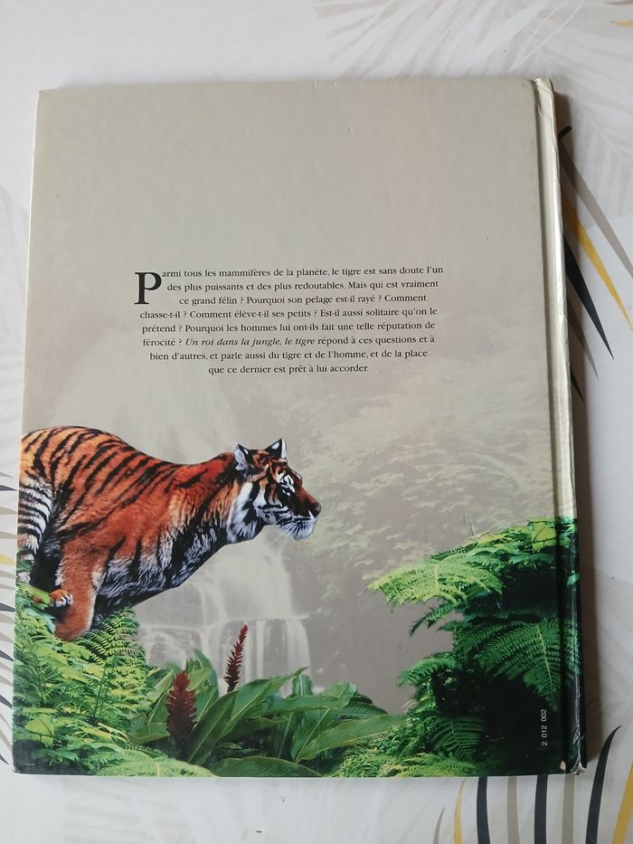 Livre Le tigre - photo numéro 2