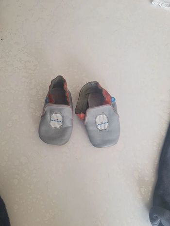Chaussons cuirs obaibi 18-19