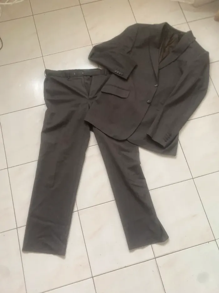 Très beau costume - M&S - 46/48