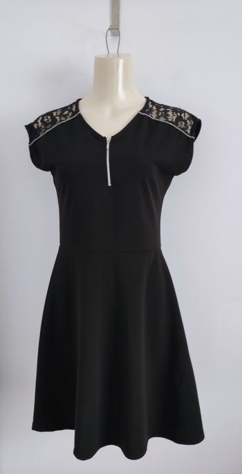 Robe noire sans manches Miss Liberto taille 14 ans