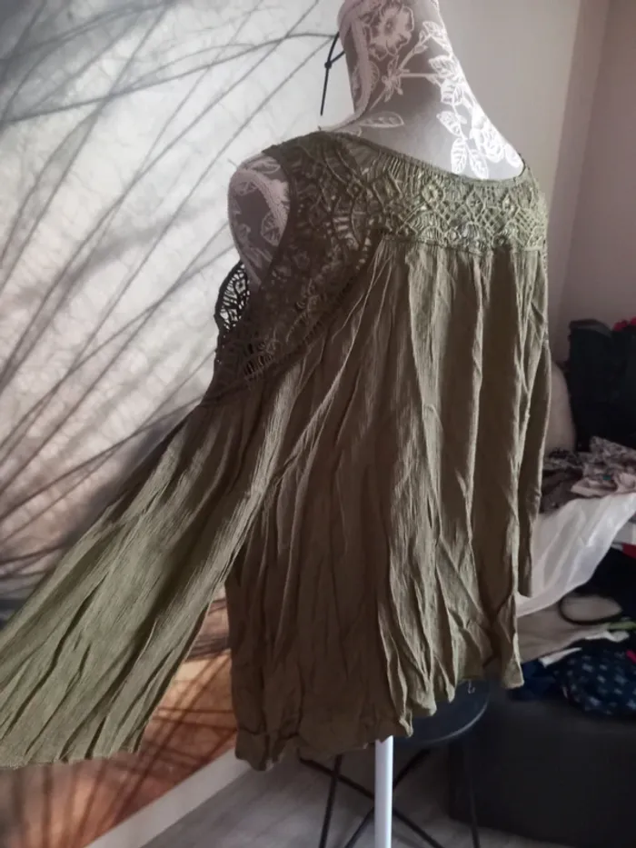 Blouse neuf - photo numéro 2