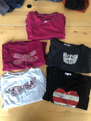 Lot 4 t-shirt manches longues + 5 maillots corps offert