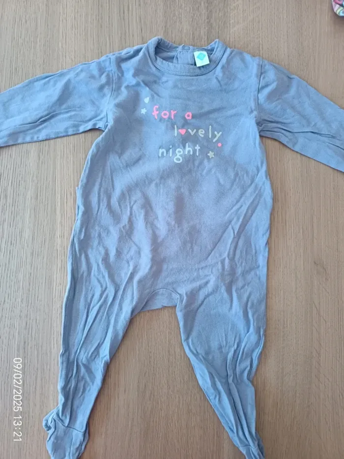 Lot de 4 pyjamas 18 mois - photo numéro 4
