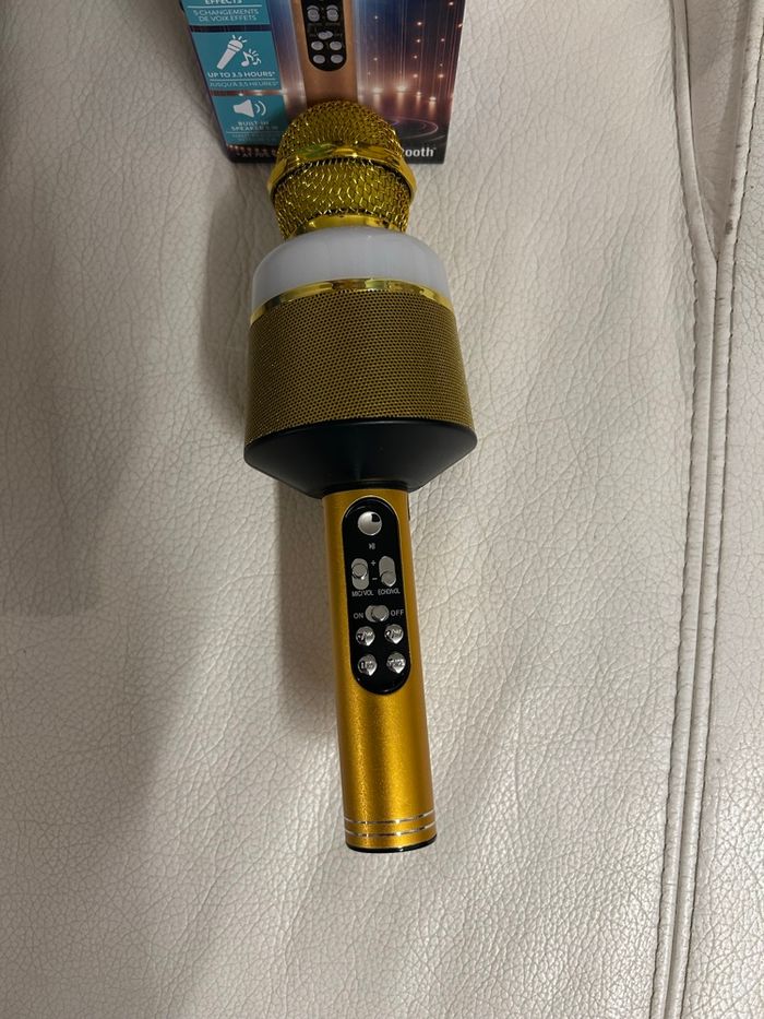 Micro de karaoké lumineux sans fil Bluetooth - photo numéro 2