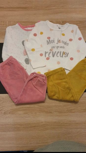 Lot de 2 pyjamas hiver 2 pièces 23 mois et 24 mois