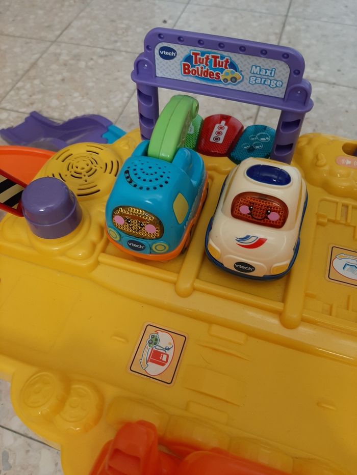 Mon maxi circuit Tut tut bolide - photo numéro 4