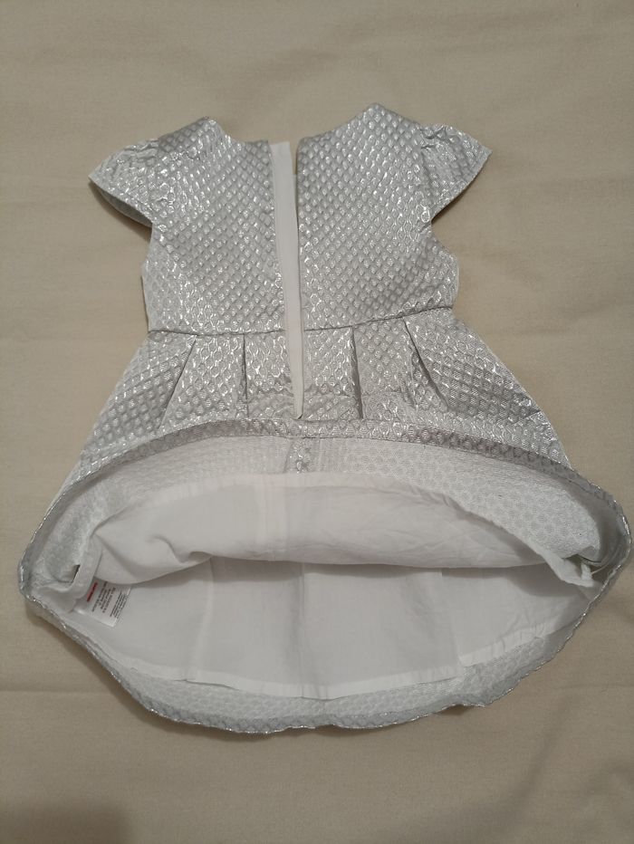 Robe festive argentée - photo numéro 2