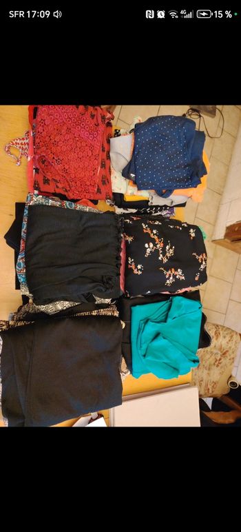 Lot vêtements femme taille s 