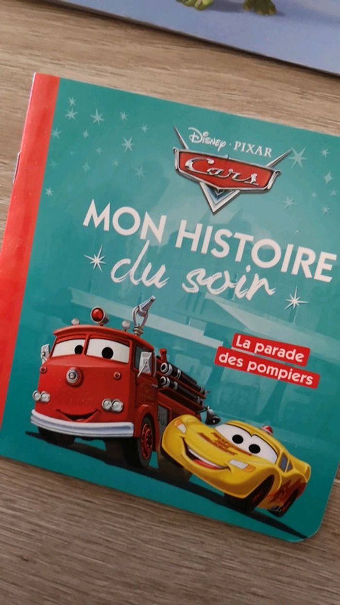 Livres quasi neufs Disney cars, montres et cie - photo numéro 3