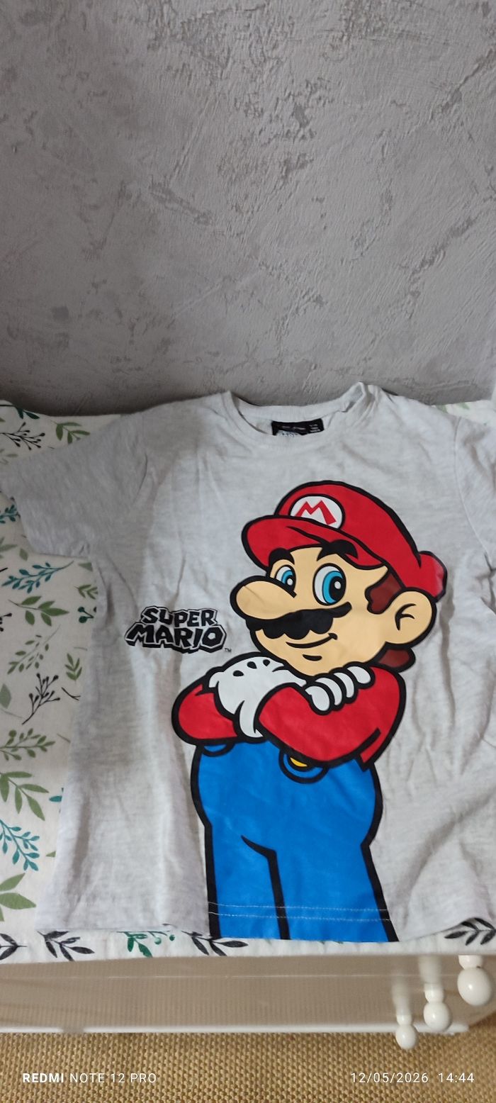 Tee shirt mario 6 7 ans Primark - photo numéro 1
