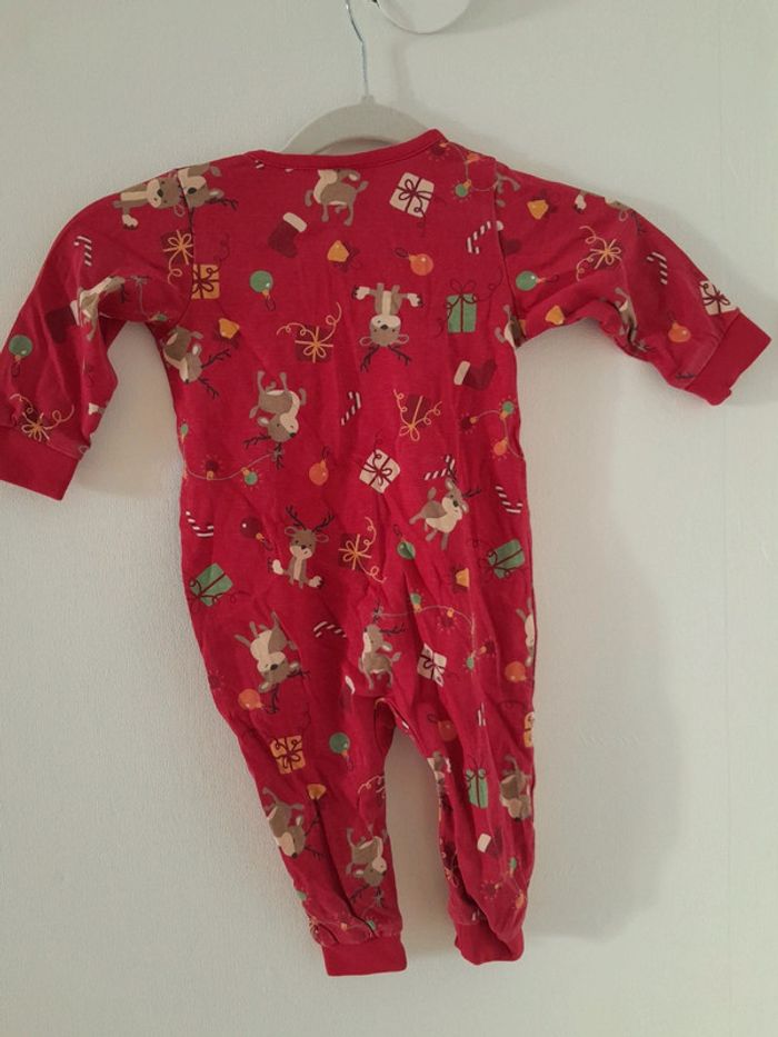Pyjama bébé H&M – Taille 68 (6 mois)
🎄 Thème Noël / Renne - photo numéro 3